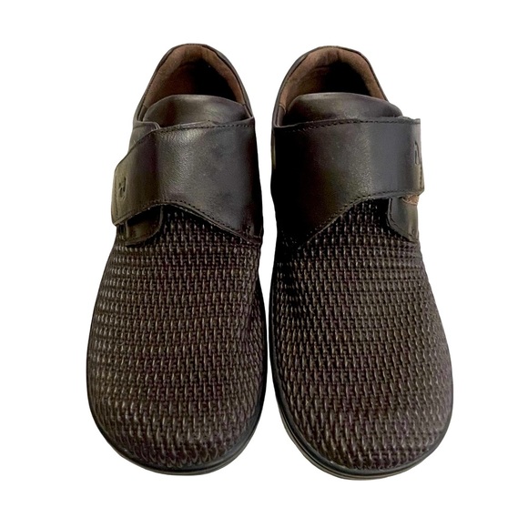 Propet Women’s Brown Leather Olivia Shoe Size 9 - Picture 4 of 6